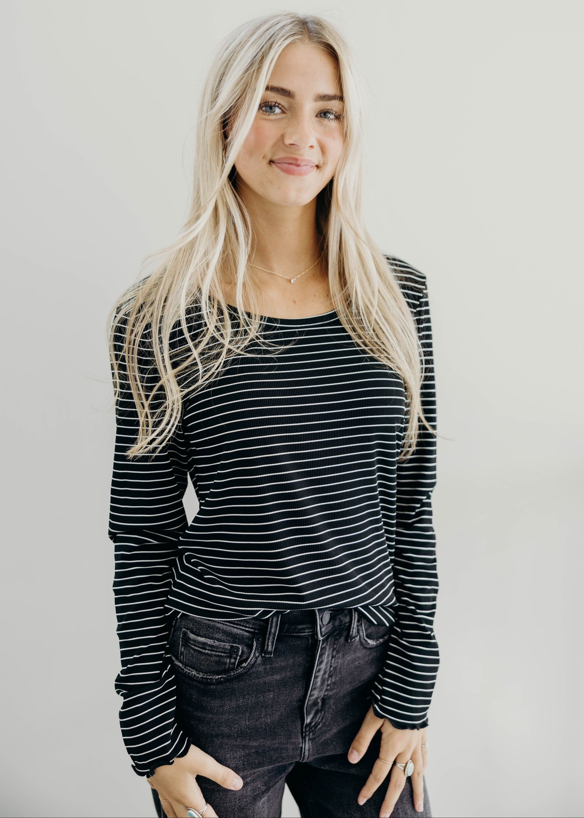 LONG SLEEVE RIBBED TEE IN BLACK STRIPE
